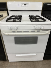 Load image into Gallery viewer, White-Westinghouse Gas Stove - 0245
