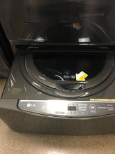 Load image into Gallery viewer, LG Front Load Washer w/ Sidekick Pedestal Washer - 6200
