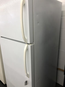 Frigidaire Refrigerator - 1579