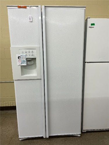 GE White Side by Side Refrigerator - 1236