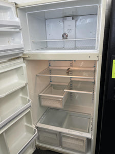 Frigidaire Refrigerator - 3932